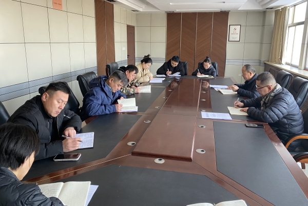 微山湖紡織公司召開全體干部會(huì)議